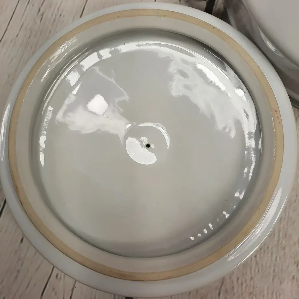 Imperial Green Casserole‎ Dish by Inheritance Table